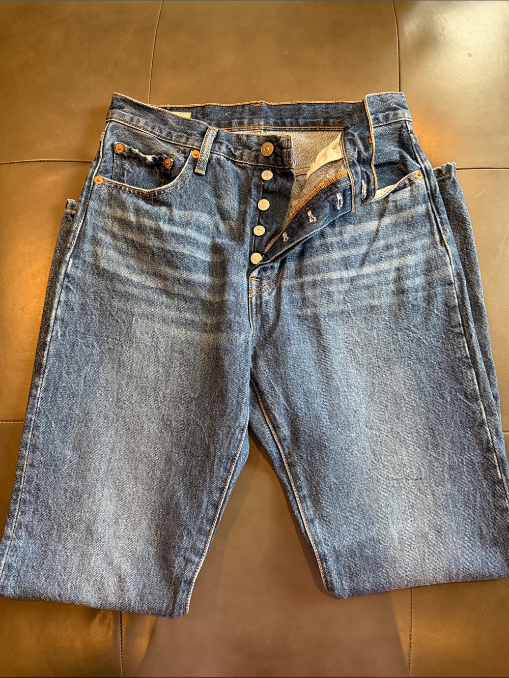 Levi's 501 Original Fit Premium Women’s Jeans Straight Leg Dark Wash 29x30 EUC - Picture 3 of 7